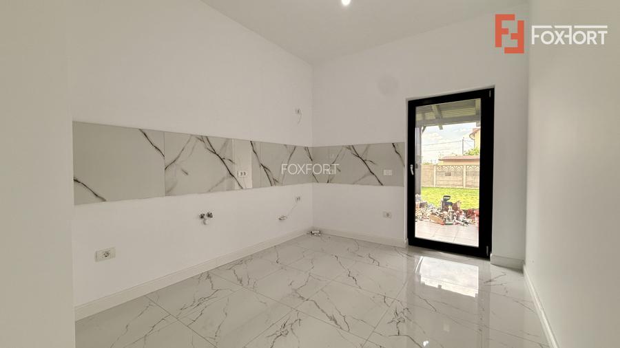 Duplex de vanzare, 3 camere + teren 330 mp, Mosnita Noua - 9