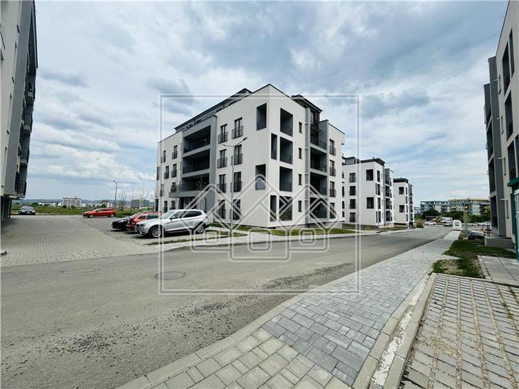 Apartament 3 camere, 2 balcoane, bloc nou, lift, boxa la subsol
