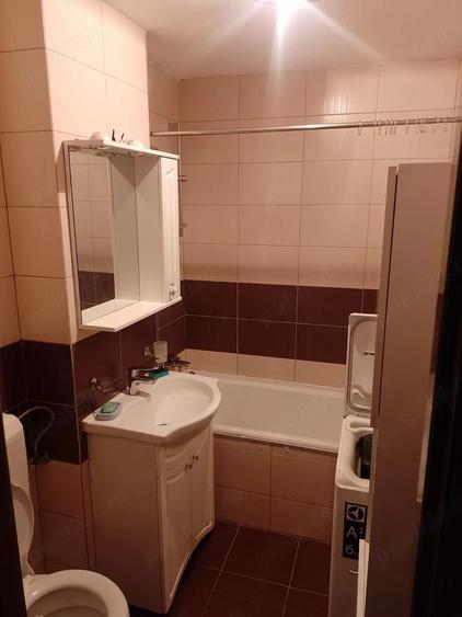 Apartament 2 camere, renovat, mobilat, centrală proprie, etaj 2/10, 54 mp