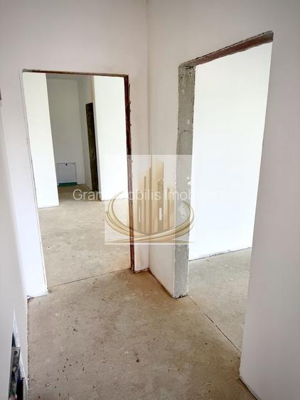 🏡 Penthouse modern cu 3 camere + terasa generoasa - 4