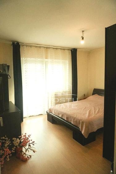 Apartament de vanzare cu 3 camere, decomandat, Bucovina, Timisoara