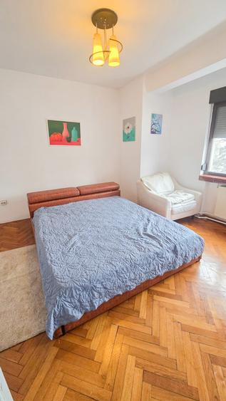 Apartment 3 camere in zona Unirii