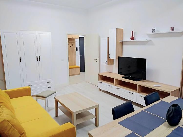 Campus-Parcare inclusa
