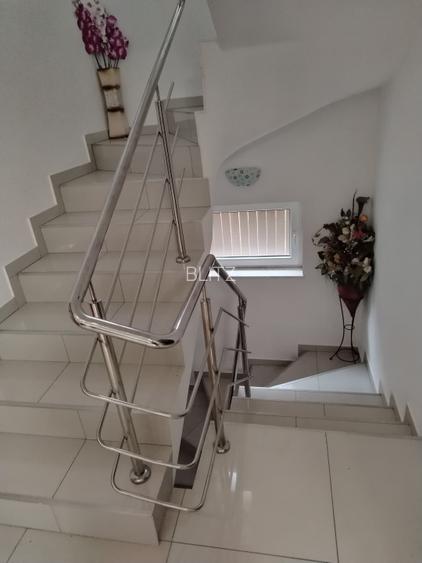 Casa S+P+1+M , zona Ford , teren 329 mp