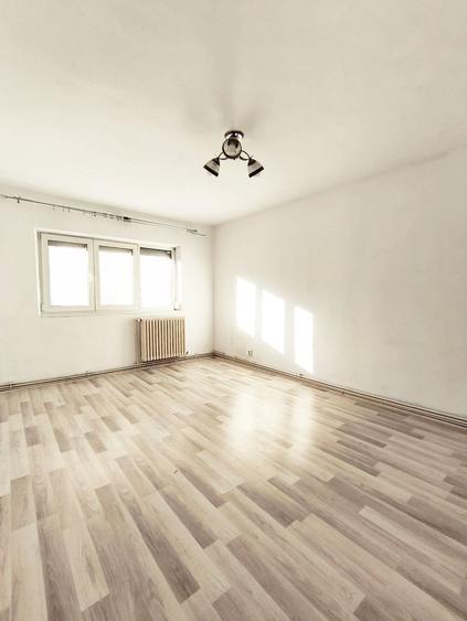 Ultracentral - Independentei, 3 camere decomandat, disponibil imediat