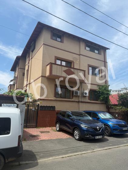 Apt. 2 cam Bd. Ion Mihalache-Domenii,Str. Constantin Stere,la 6 min metrou 1 Mai