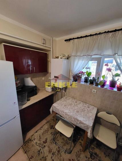 Apartament de închiriat – 2 camere, zona Primăverii