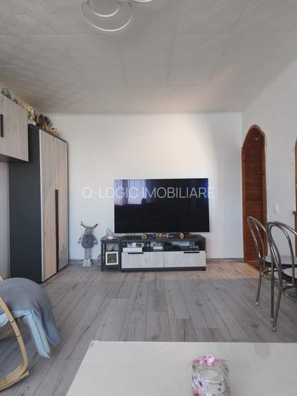 Apartament 3 camere zona Astra - Planete - 2