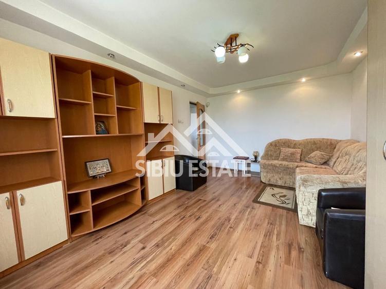 Apartament de vanzare cu 2 camere etaj 3 -Cartier Vasile Aaron