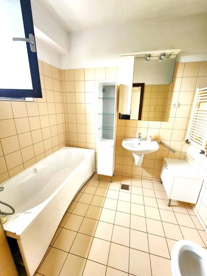 Apartament cu 3 camere de inchiriat(transformat din 4) - Central Park Apartments