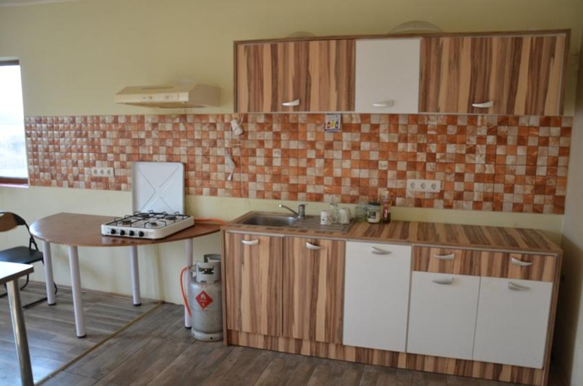 Inchiriez casa pentru muncitori in Dumbravita 100 euro/persoana