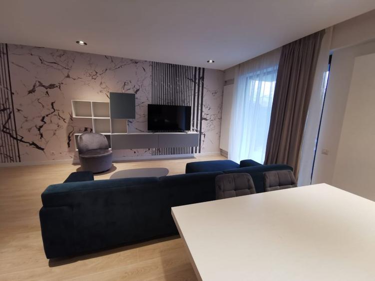 3 CAMERE CU CURTE, RESIDENCE5 EROU IANCU NICOLAE 122 LANGA OLIVETO/ PAZA 24H