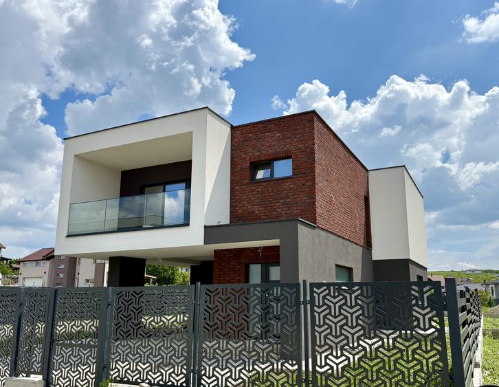 Casa moderna cu finisaje de exceptie