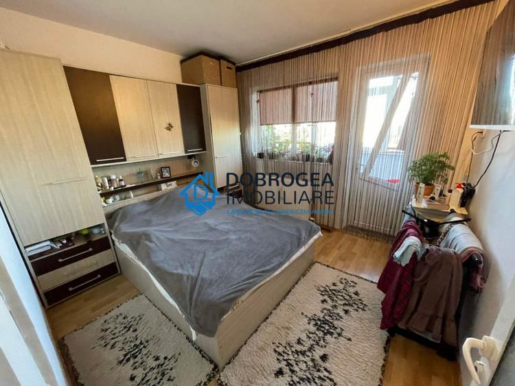 ZONA BIG- 2 CAMERE DECOMANDAT,50 MP.