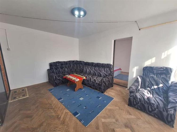 Apartament 2 camere | Balcon, zona Milcov