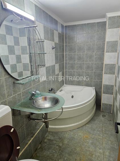 Bucur Obor-Masina Paine-5/8-decomandat, sporit, reabilitat,2 bai,liber, 159000 € - 3