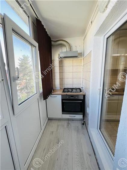Apartament 2 camere balcon si pivnita situat in zona Strand din Sibiu