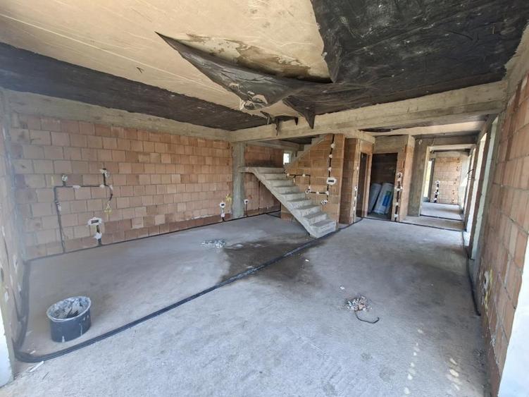Casa individuala parter plus etaj Sanpetru Brasov zona Lempes