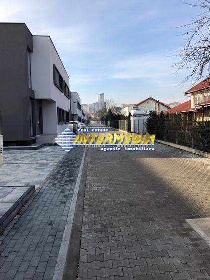 Inchiriere Casa NOUA P+1 3 camere 2 Bai Ultracentral Mobilata Utilata modern