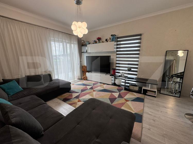 Apartament 3 camere , 74 mp utili + 3 LOCURI DE PARCARE , UNIRII