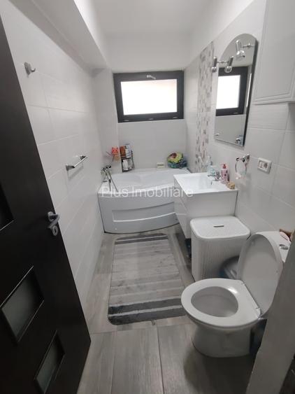Apartament 3 camere, decomandat,mobilat, bloc nou, intabulat, et.1, Parcare, CUG - 12