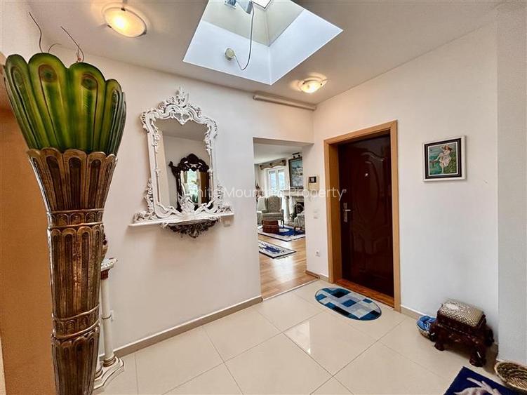 Penthouse rar cu 80 mp de terase și priveliște – Avantgarden Brasov