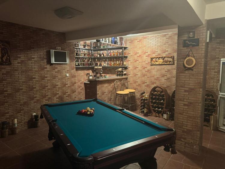 Casa S+P+1, 280 mp utili, 585 mp teren, zona Lăpuș
