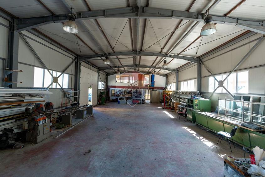 Hala de închiriat Cristur,Hunedoara