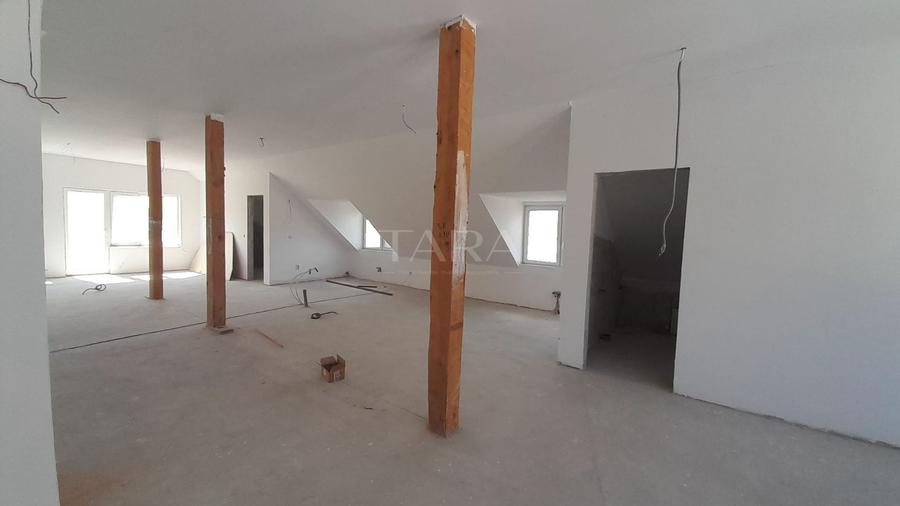 Vanzare apartament cu 4 camere in Apahida