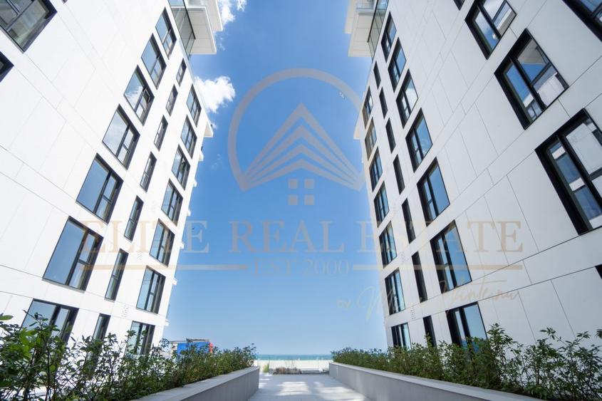 Stațiunea Mamaia - Vânzare apartament cu 2 camere cu terasa, primul rând la mare