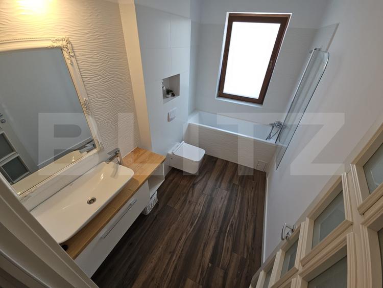 Apartament 3 camere, 68 mp, zona Valea Lupului