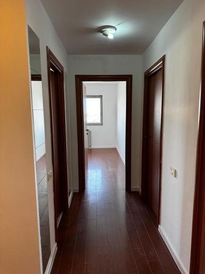 Apartament 3 camere de vânzare, 98 mp + parcare inclusă - Metropolis, sector 1