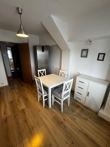 Apartament 3 camere decomandat, mobilat și uitlat, zona Astra