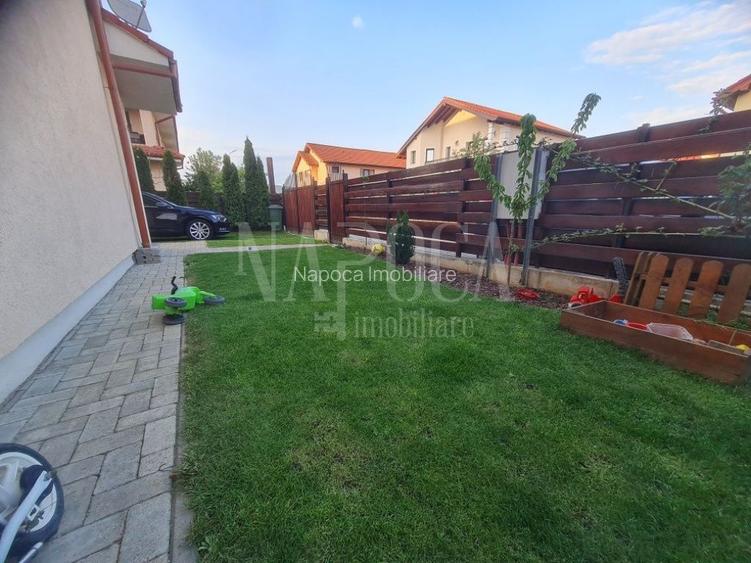 Casa 4 camere de vanzare in Floresti