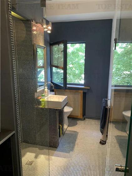 Apartament cu 2 camere de vanzare, Parc Cismigiu, centrala si balcon