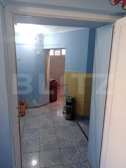 Spatiu Comercial cu apartament de 2 camere la etaj 300mp, Bezdead.