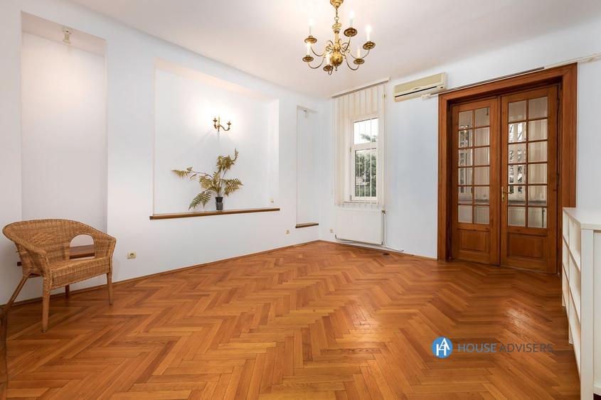 Inchiriere casa 5 camere Romana