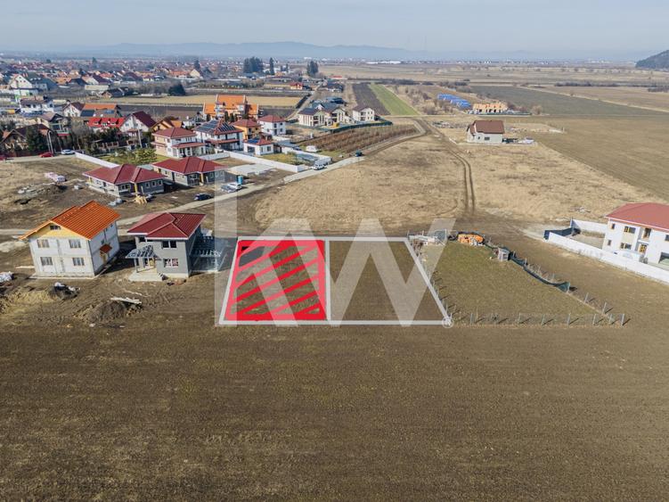 Teren intravilan 585mp Sânpetru, panoramă Lempes si padure, Comision 0%