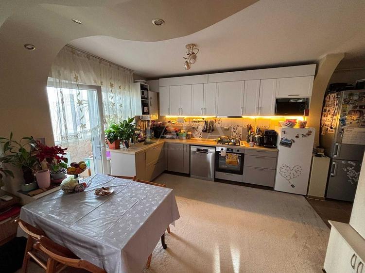 Apartament 3 camere, 64 mp, zona Terra, Florești