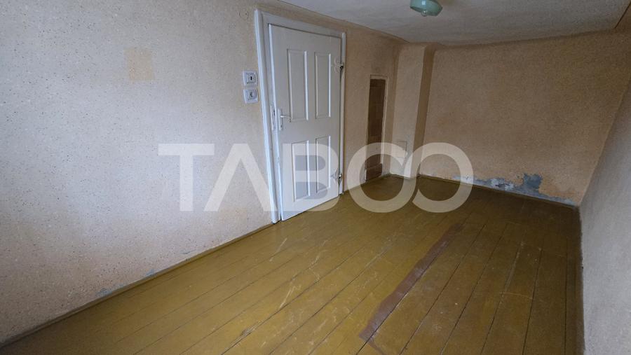Oportunitate investitie - apartament de vanzare cu 2 camere zona 9 Mai