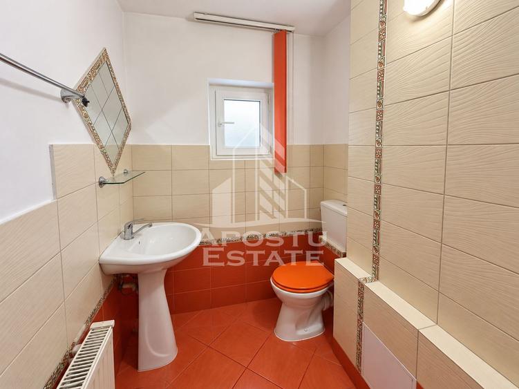 Apartament de vanzare cu 2 camere, 54mpu, zona Dambovita