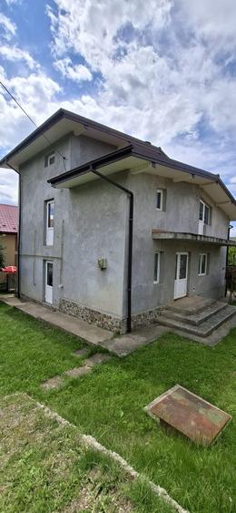 Casa P+1+M "la gri", intabulata, cu utilitati, Bucium Str. Teascului