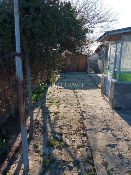 Casa renovabila, 431 mp teren, 64900 euro - 2