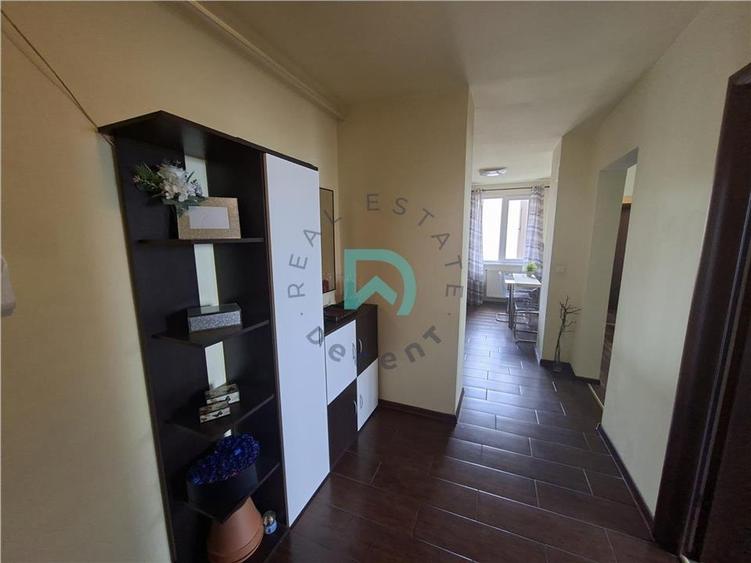 Apartament 3 camere Astra, 68 mp - Brasov