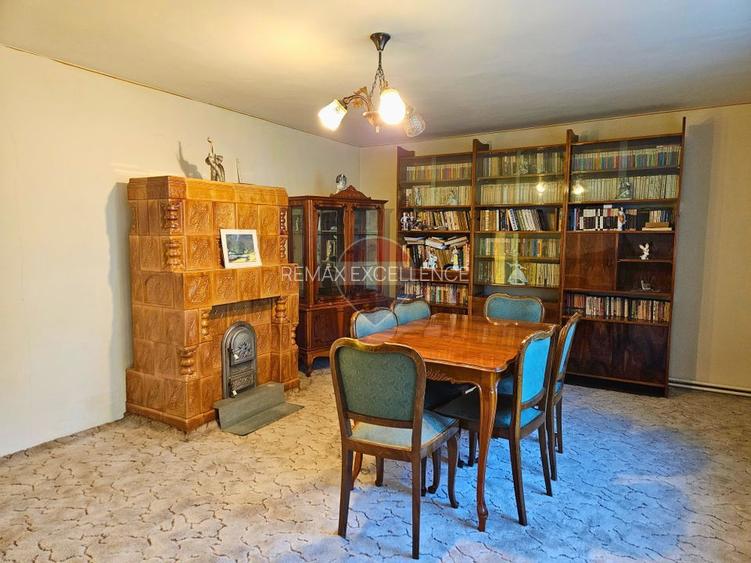 Vilă 6 camere, Păulești — vis-a-vis de parc, langa padure