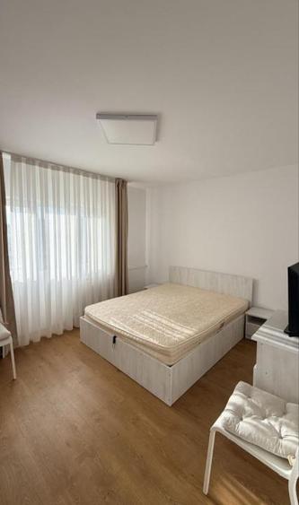 Brancoveanu metrou si parc,ap 2 camere bloc 1986/149.000euro
