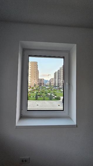 Prima Chirie - Apartament Coresi - Victory - Nicolae Labis 33 - semi mobilat - 2