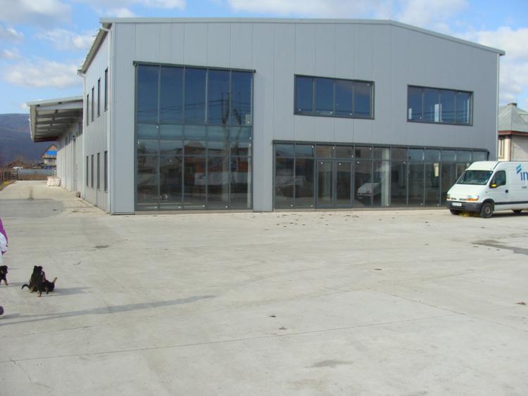 Hală industrială cu chiriaș stabil – deschidere la drum național, Piatra Neamț