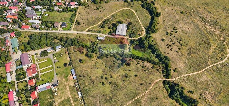 TEREN INTRAVILAN 17.000 MP – SECTOR 6 – OPORTUNITATE PENTRU DEZVOLTARE