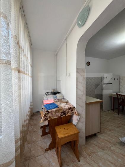 Apartament cu 2 camere, decomandat, zona Micro 3